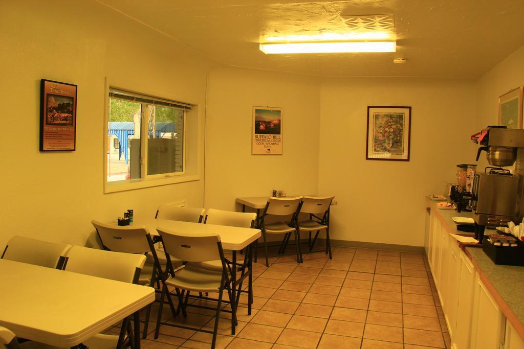 Sunrise Motor Inn Cody Exterior foto
